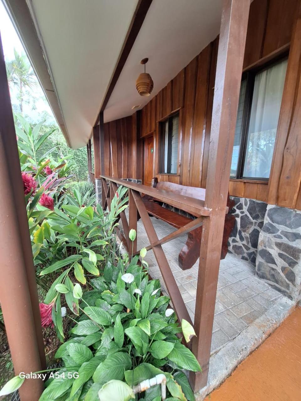 Iris Arenal Hotel La Fortuna 외부 사진