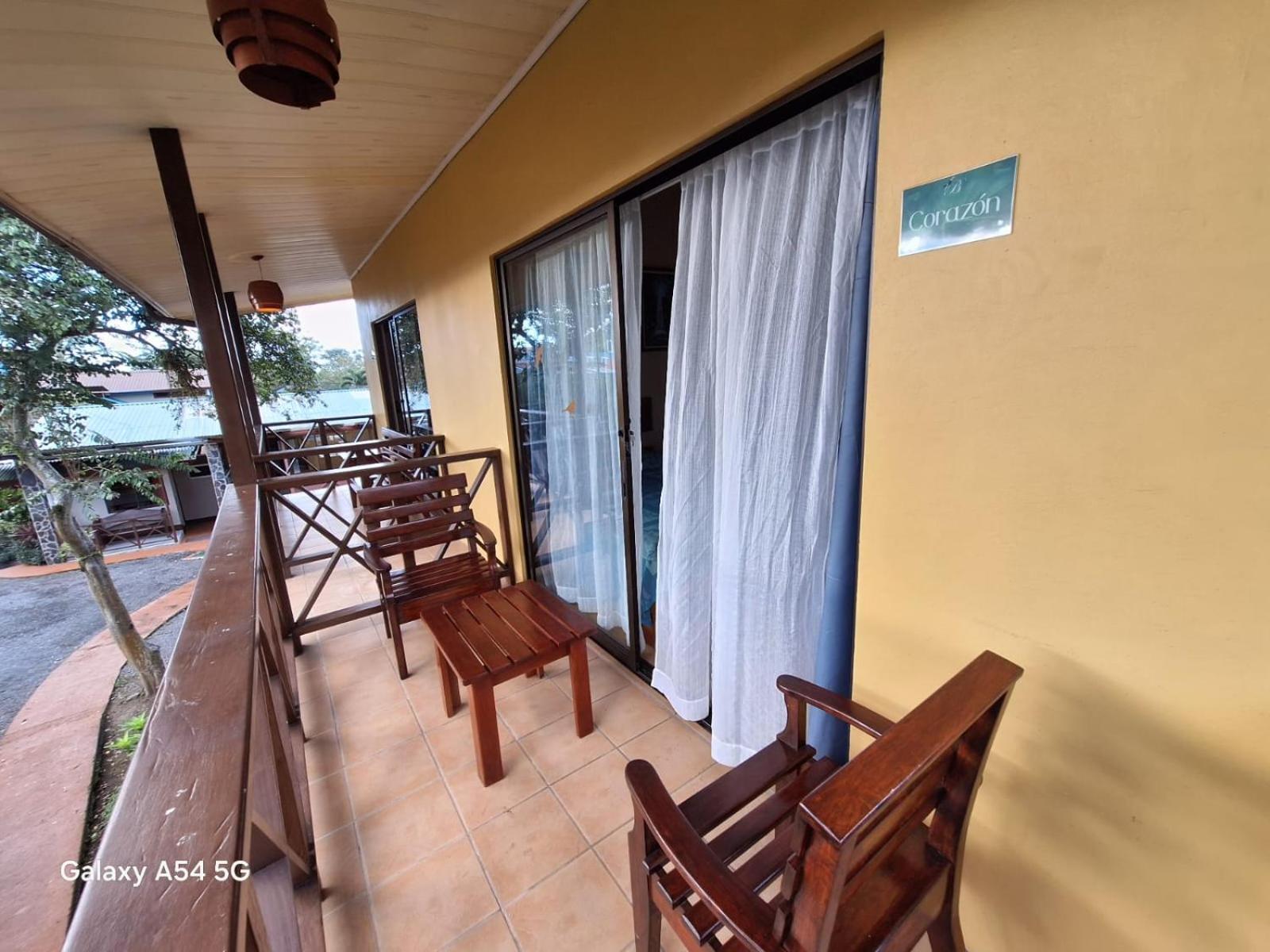 Iris Arenal Hotel La Fortuna 외부 사진